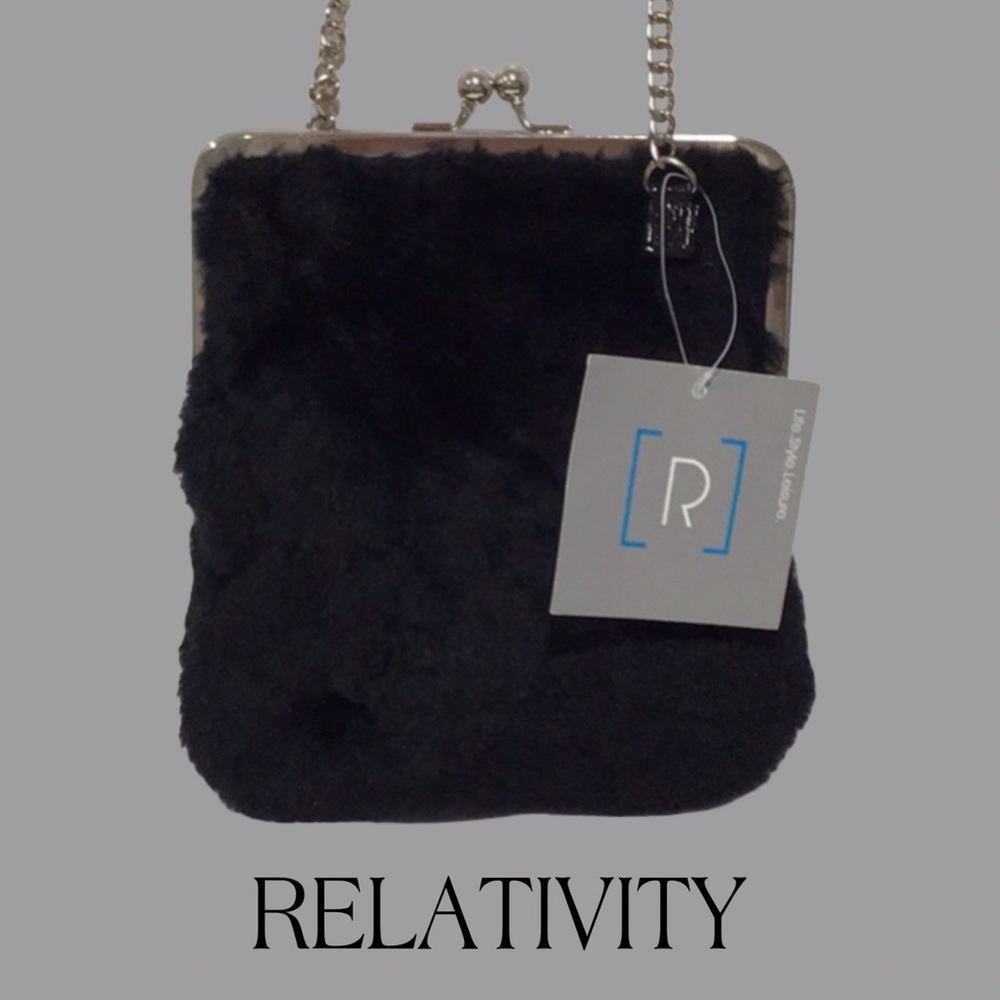 NWT RELATIVITY Black Faux Fur Frame Shoulder Crossbody Bag Top Kiss Lock